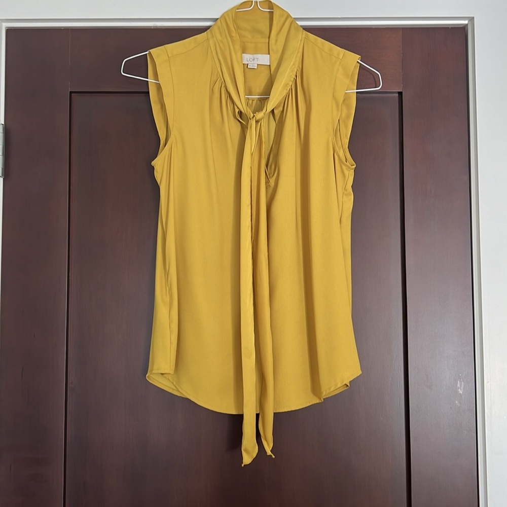 Loft Blouse - Picture 2 of 3
